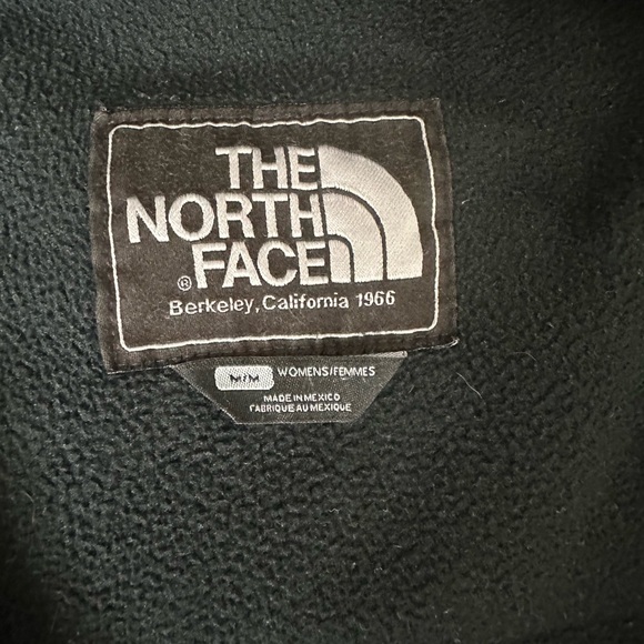 The North Face Women's Retro Denali Fleece Hoodie Size Medium - Picture 10 of 13